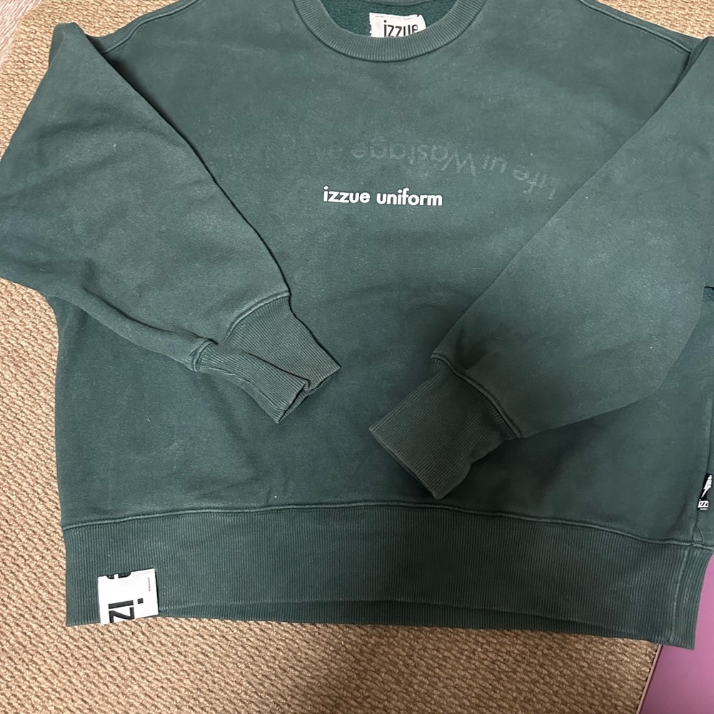 Izzue Sweater